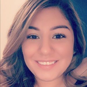 Meet your Posher, Aurora